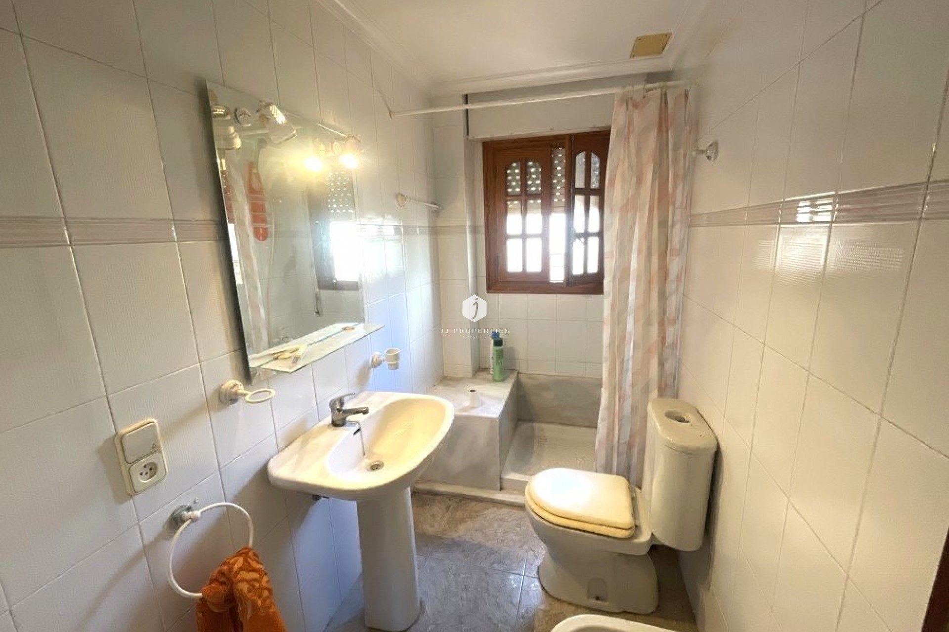 D'occasion - Chalet -
Rojales - Inland