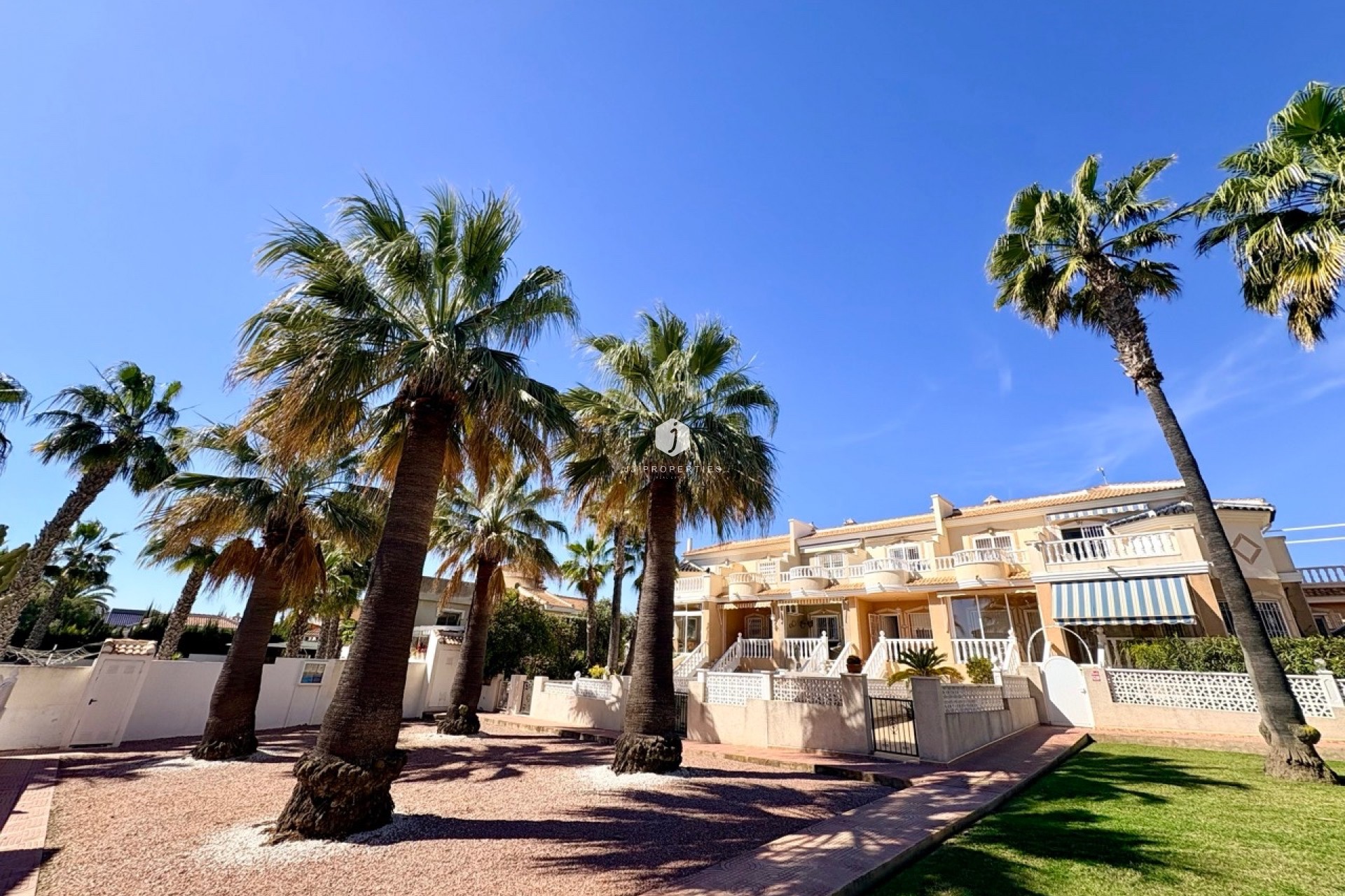D'occasion - Chalet -
Rojales - Inland