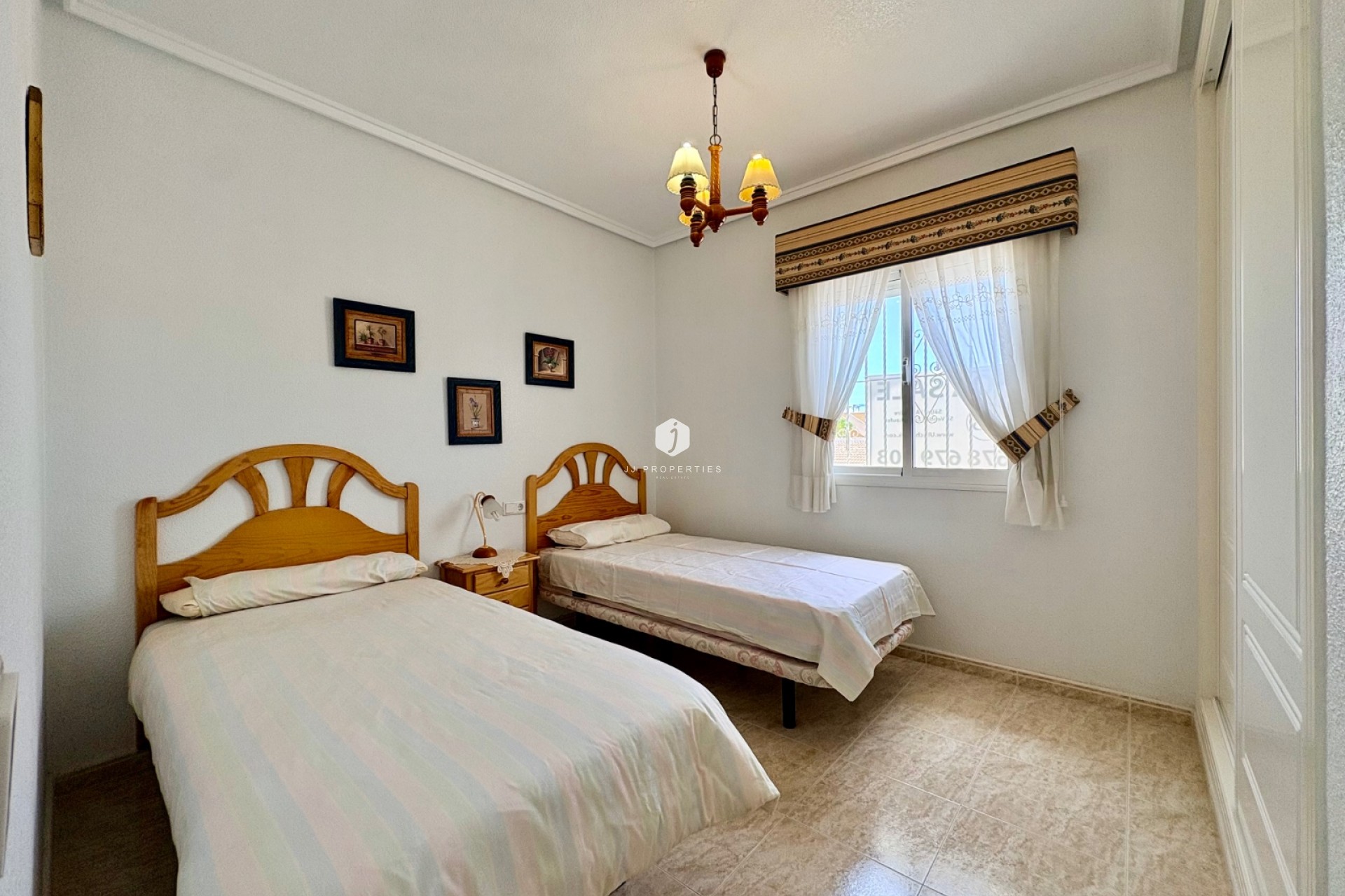 D'occasion - Chalet -
Rojales - Inland