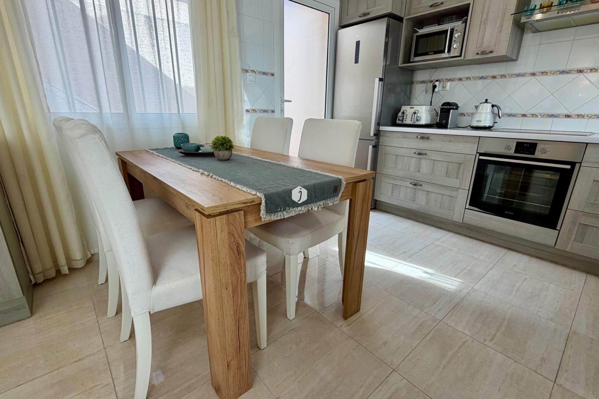 D'occasion - Chalet -
Rojales - Pueblo