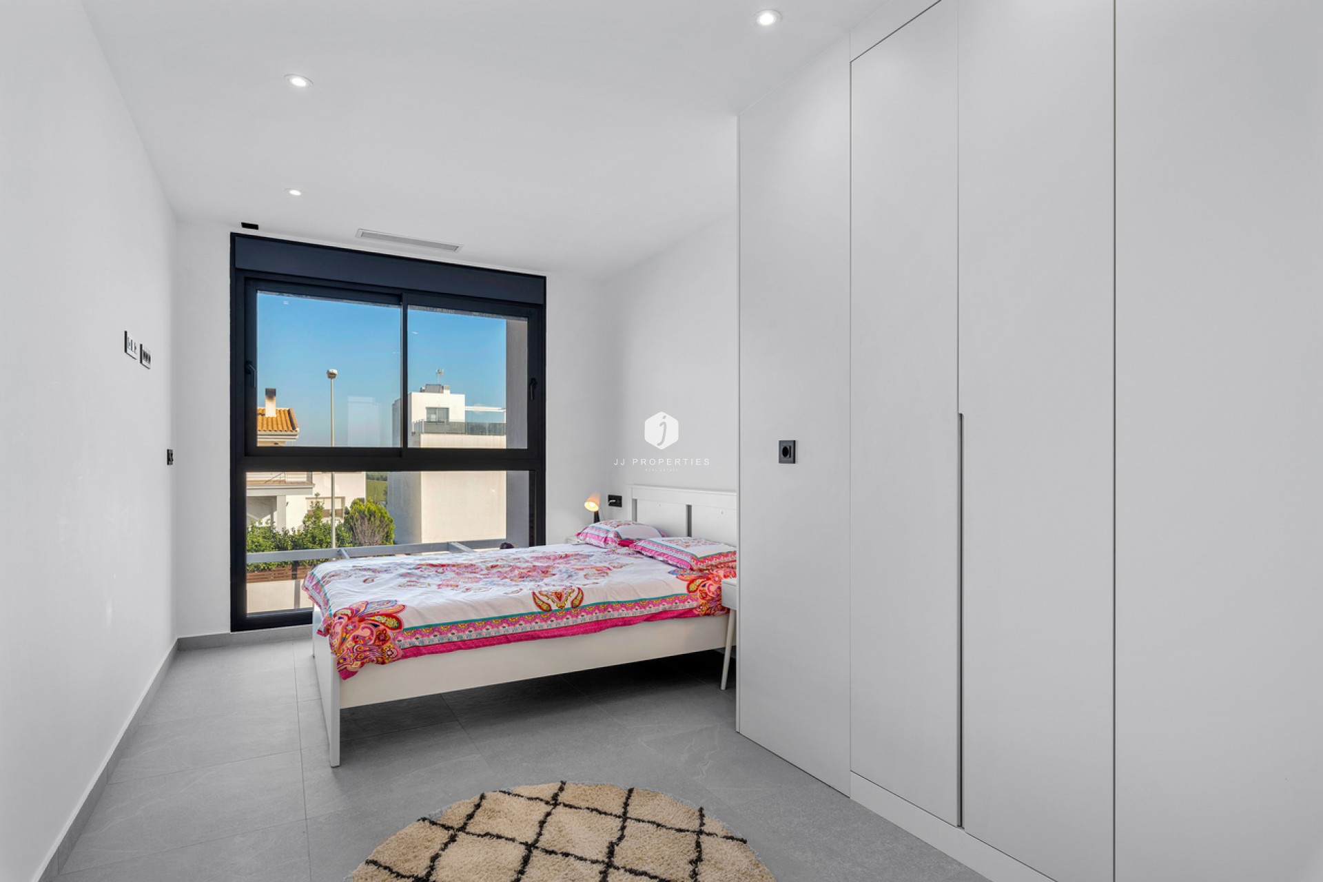 D'occasion - Chalet -
Rojales - Town