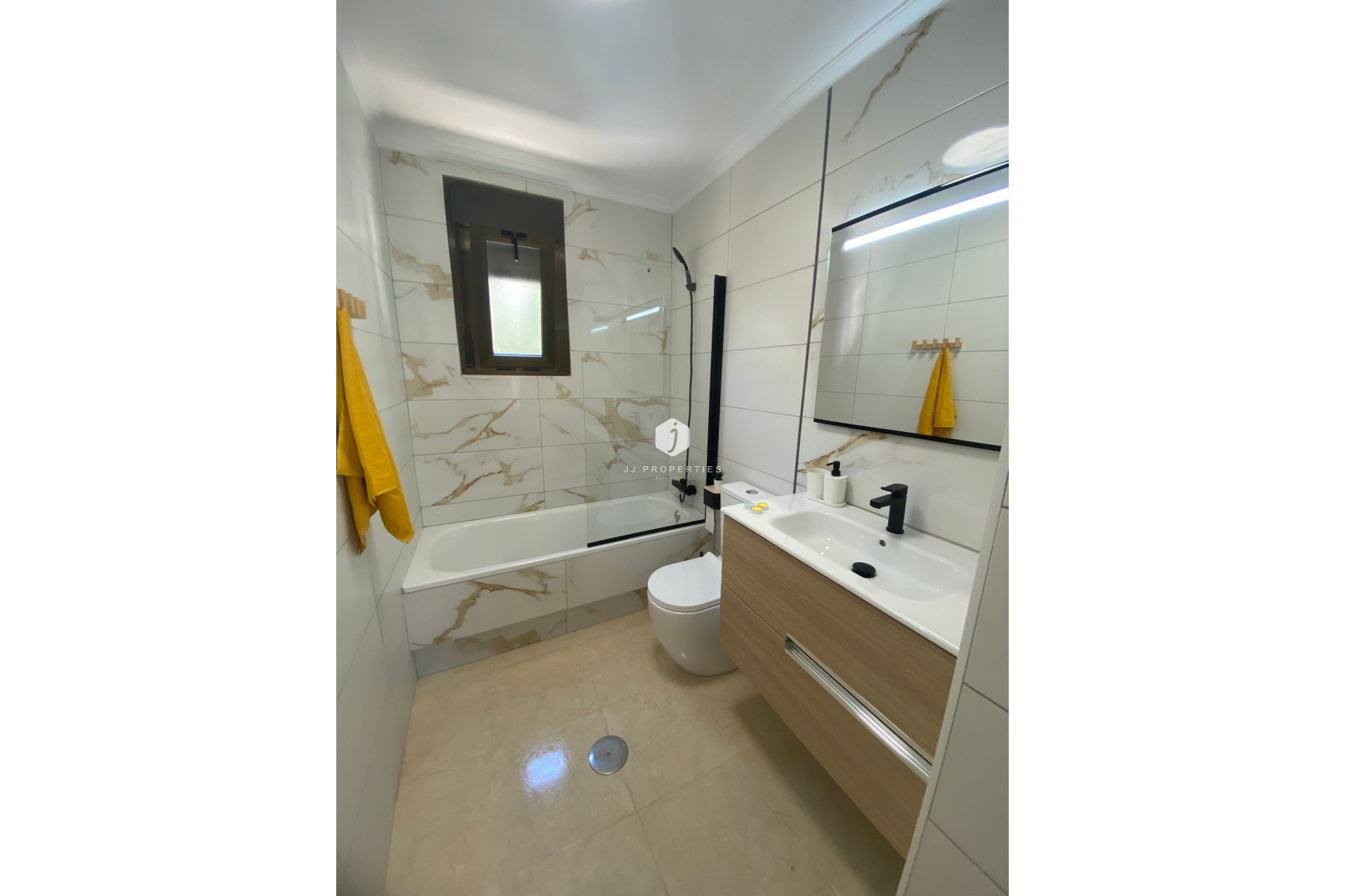 D'occasion - Chalet -
San Miguel de Salinas - Inland