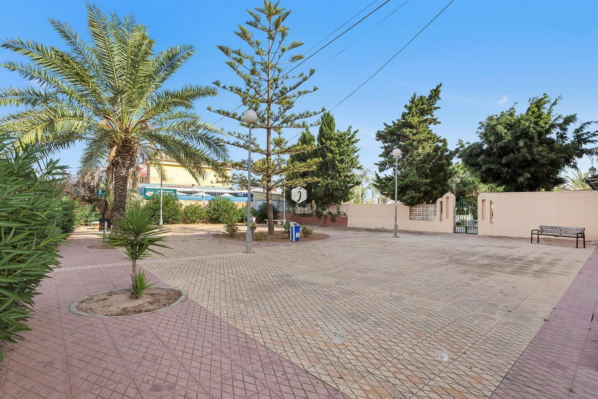 D'occasion - Chalet -
Torrevieja - Aguas Nuevas 1