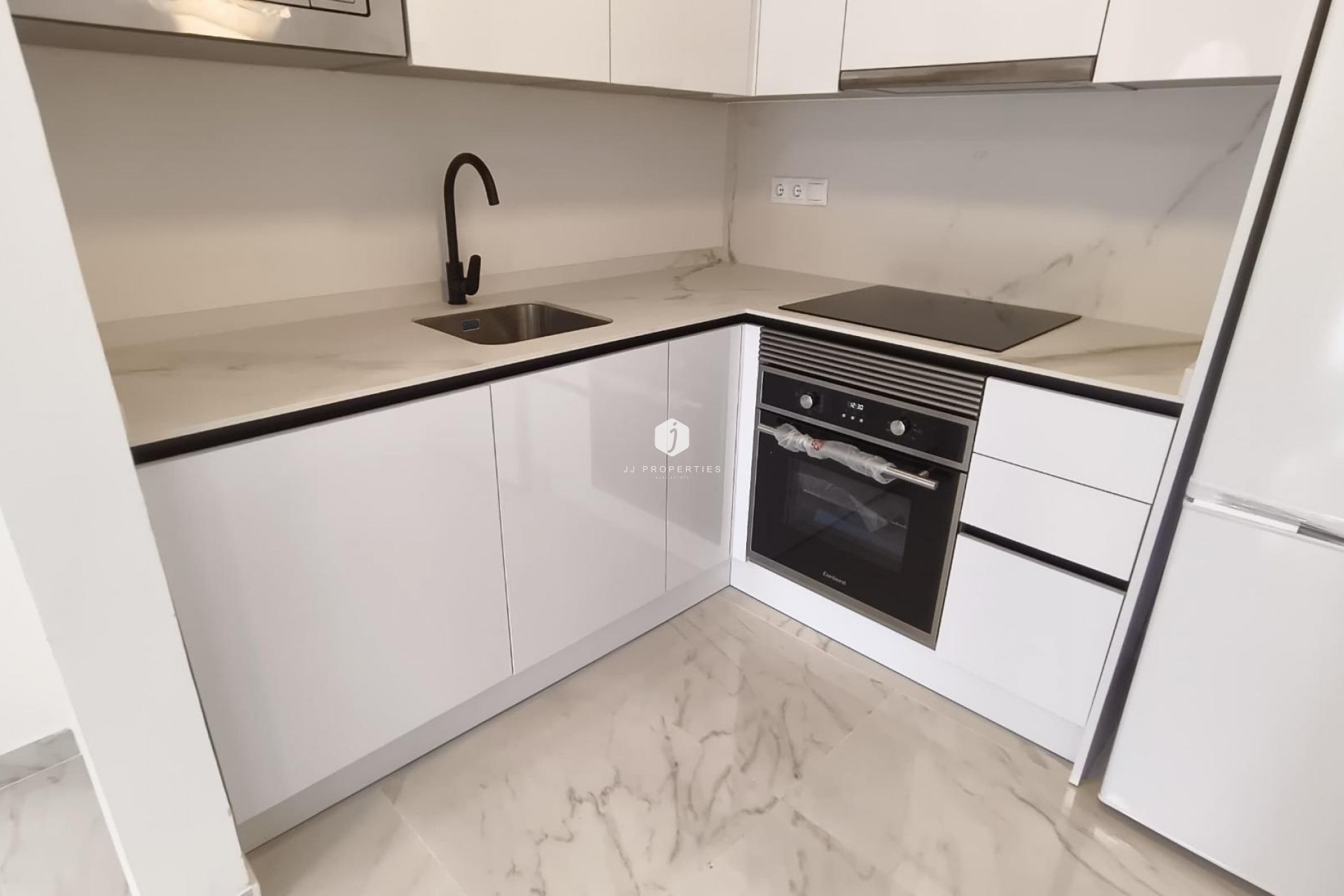 D'occasion - Chalet -
Torrevieja - Aguas Nuevas 1