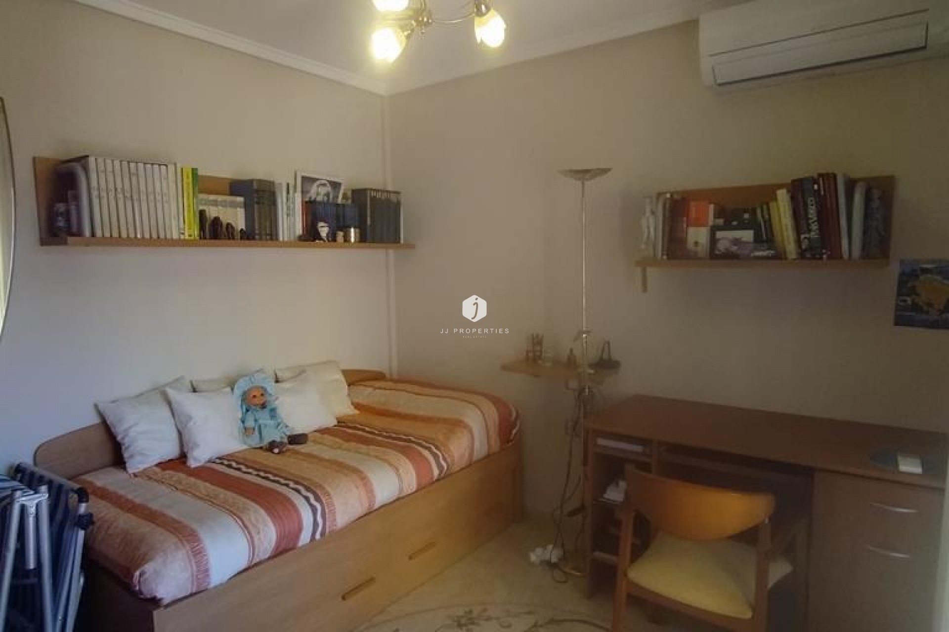 D'occasion - Chalet -
Torrevieja - AGUAS NUEVAS 25