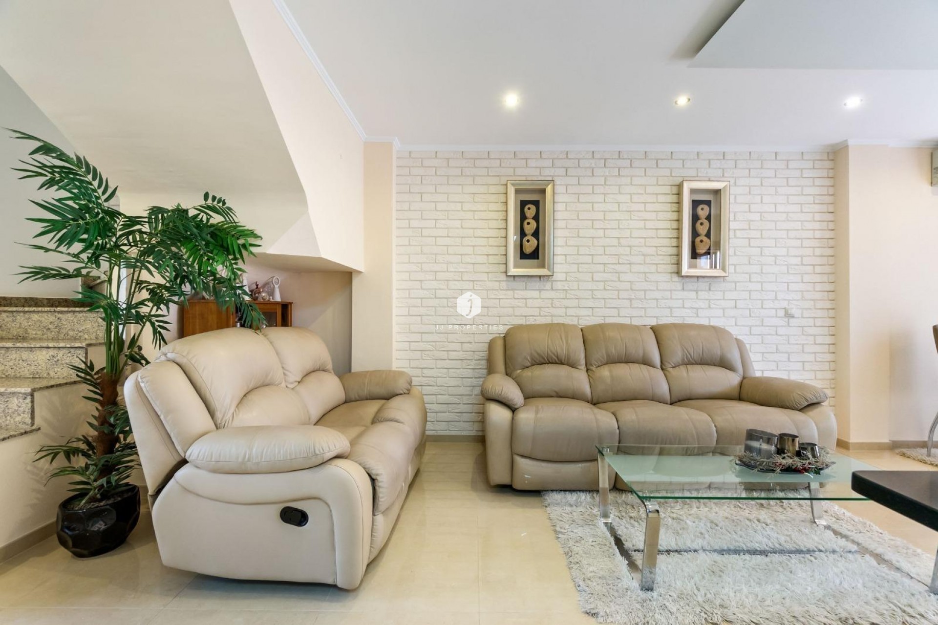 D'occasion - Chalet -
Torrevieja - aguas nuevas