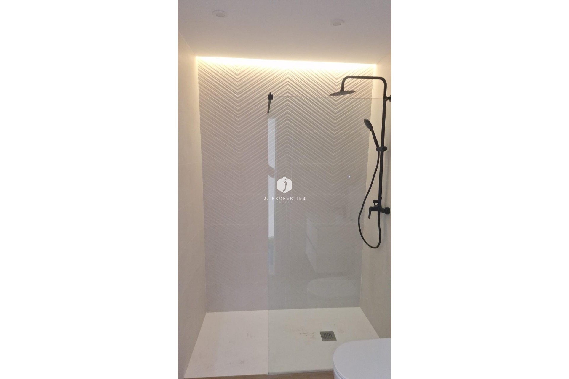 D'occasion - Chalet -
Torrevieja - aguas nuevas