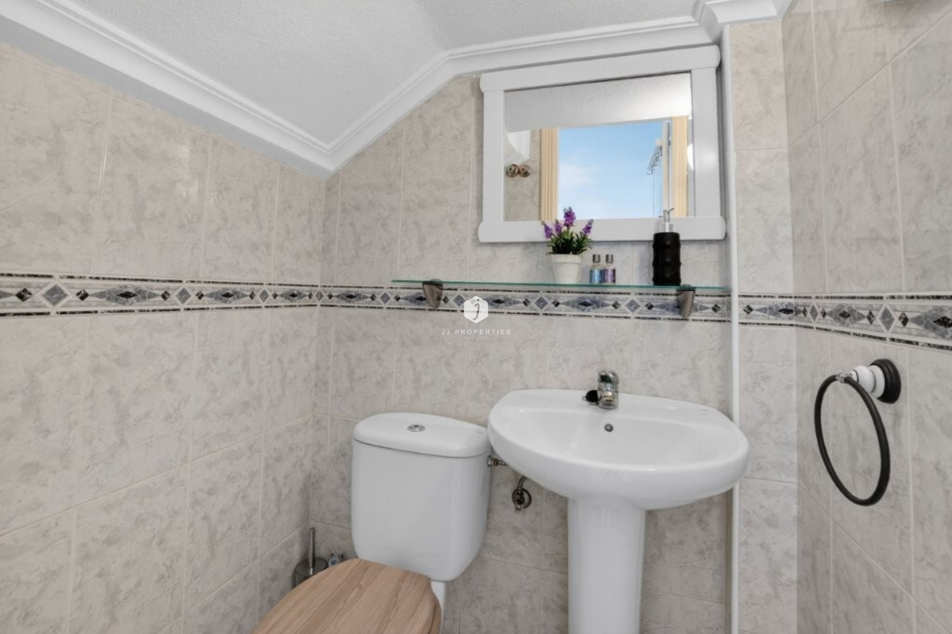 D'occasion - Chalet -
Torrevieja - aguas nuevas