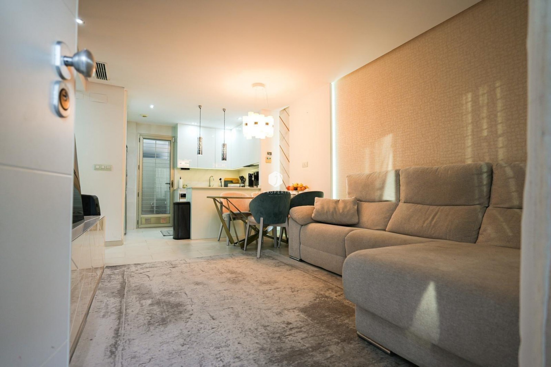 D'occasion - Chalet -
Torrevieja - aguas nuevas