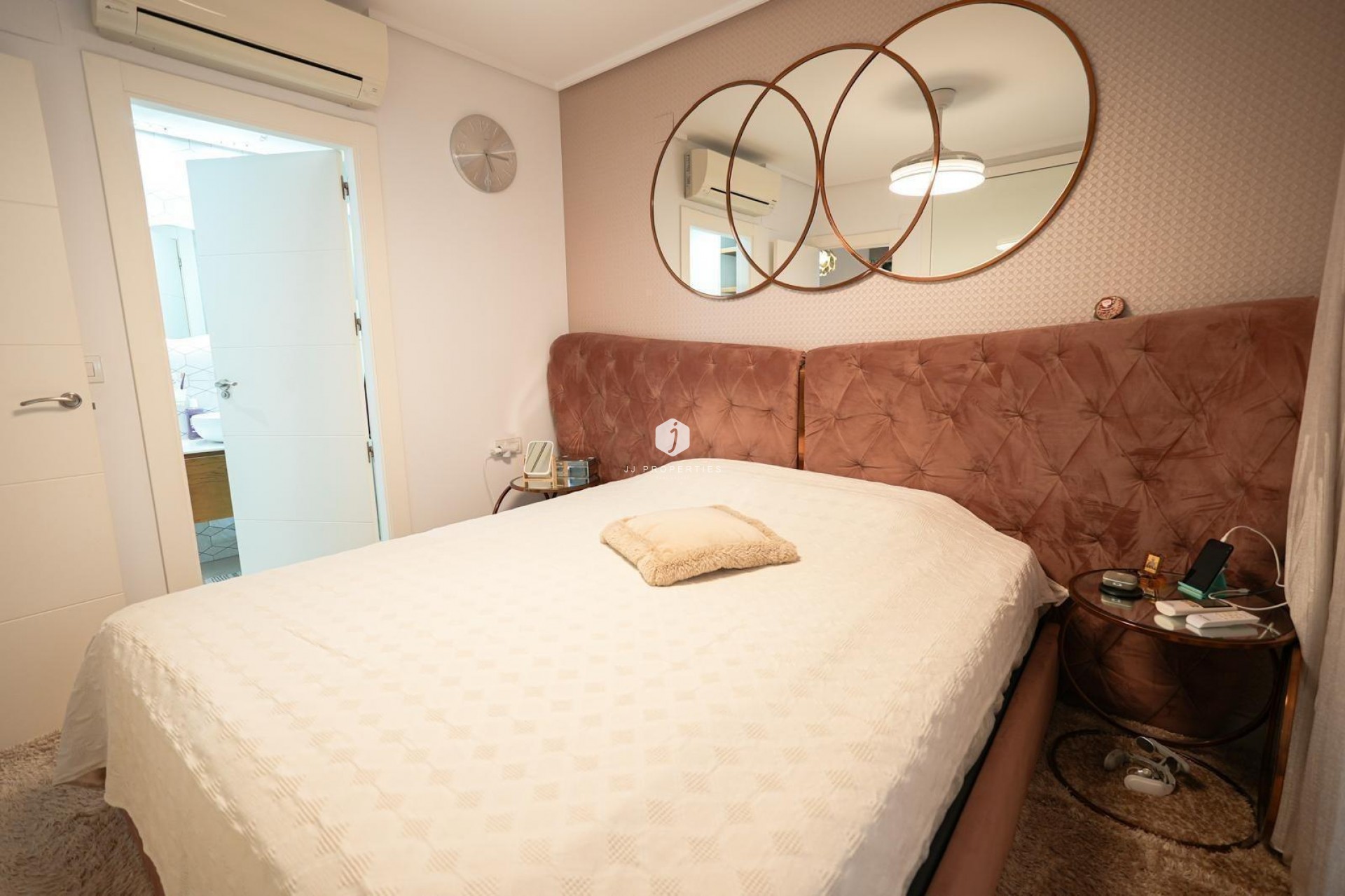 D'occasion - Chalet -
Torrevieja - aguas nuevas