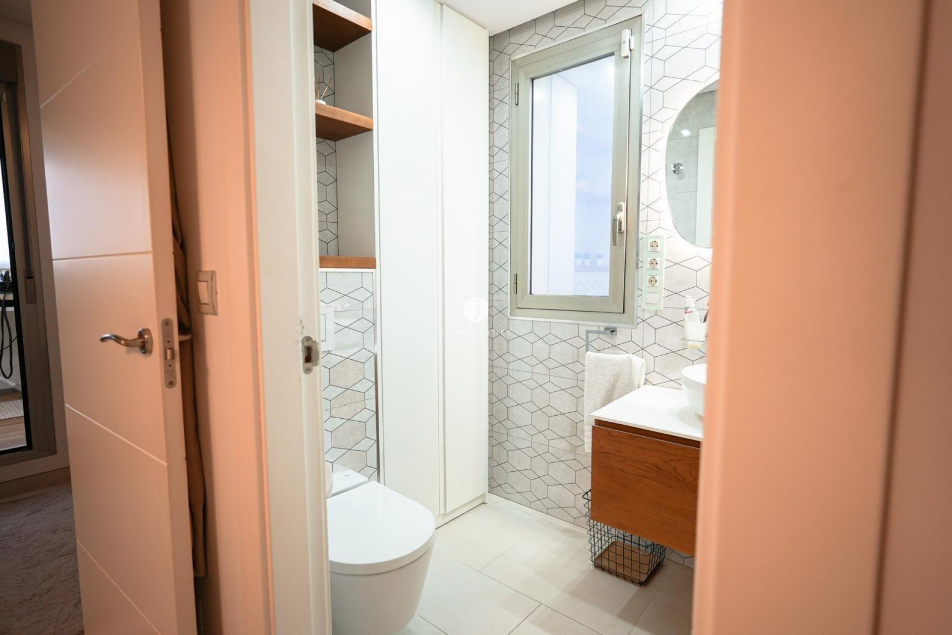 D'occasion - Chalet -
Torrevieja - aguas nuevas