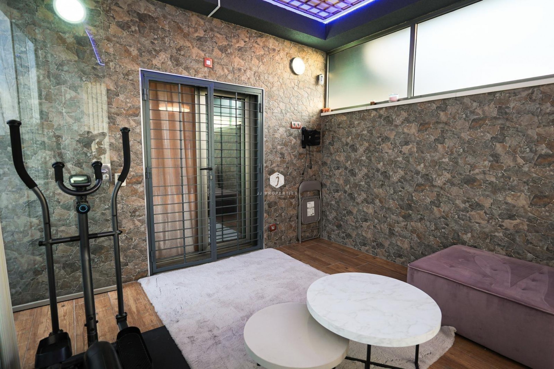 D'occasion - Chalet -
Torrevieja - aguas nuevas