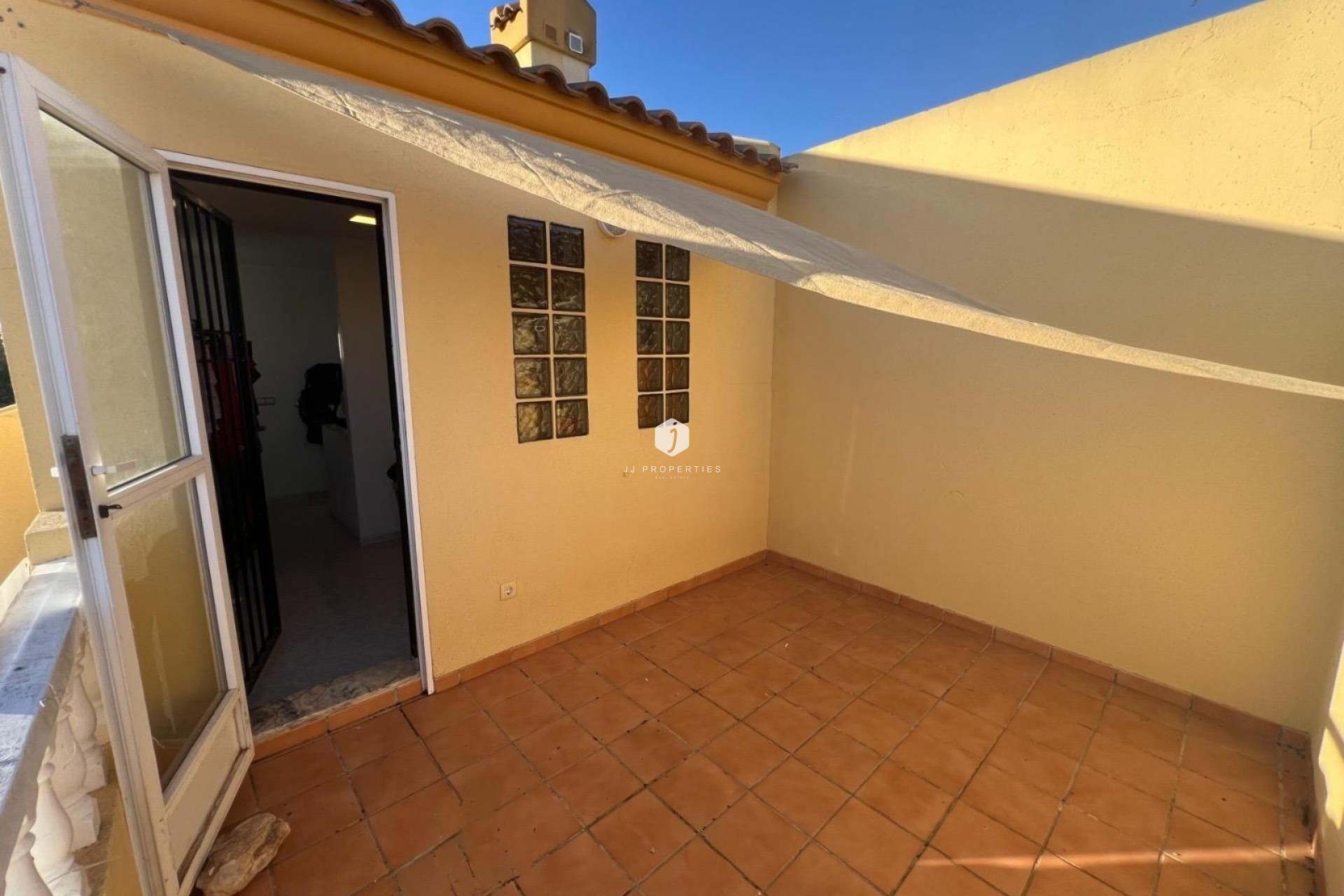 D'occasion - Chalet -
Torrevieja - Calas blanca