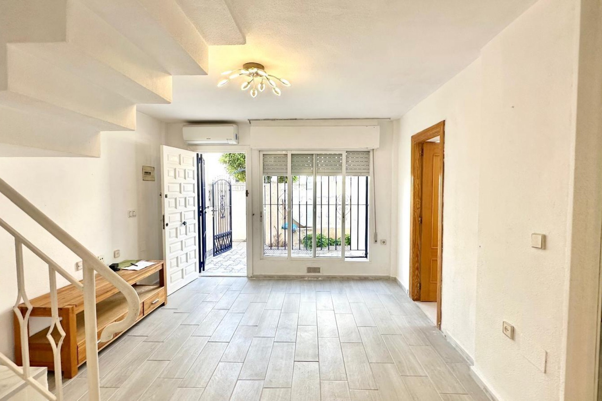 D'occasion - Chalet -
Torrevieja - Carrefour