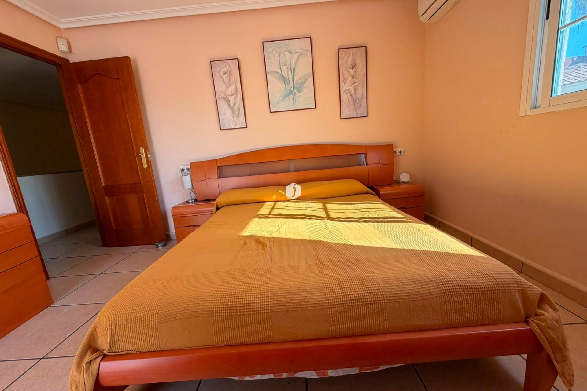 D'occasion - Chalet -
Torrevieja - Carrefour