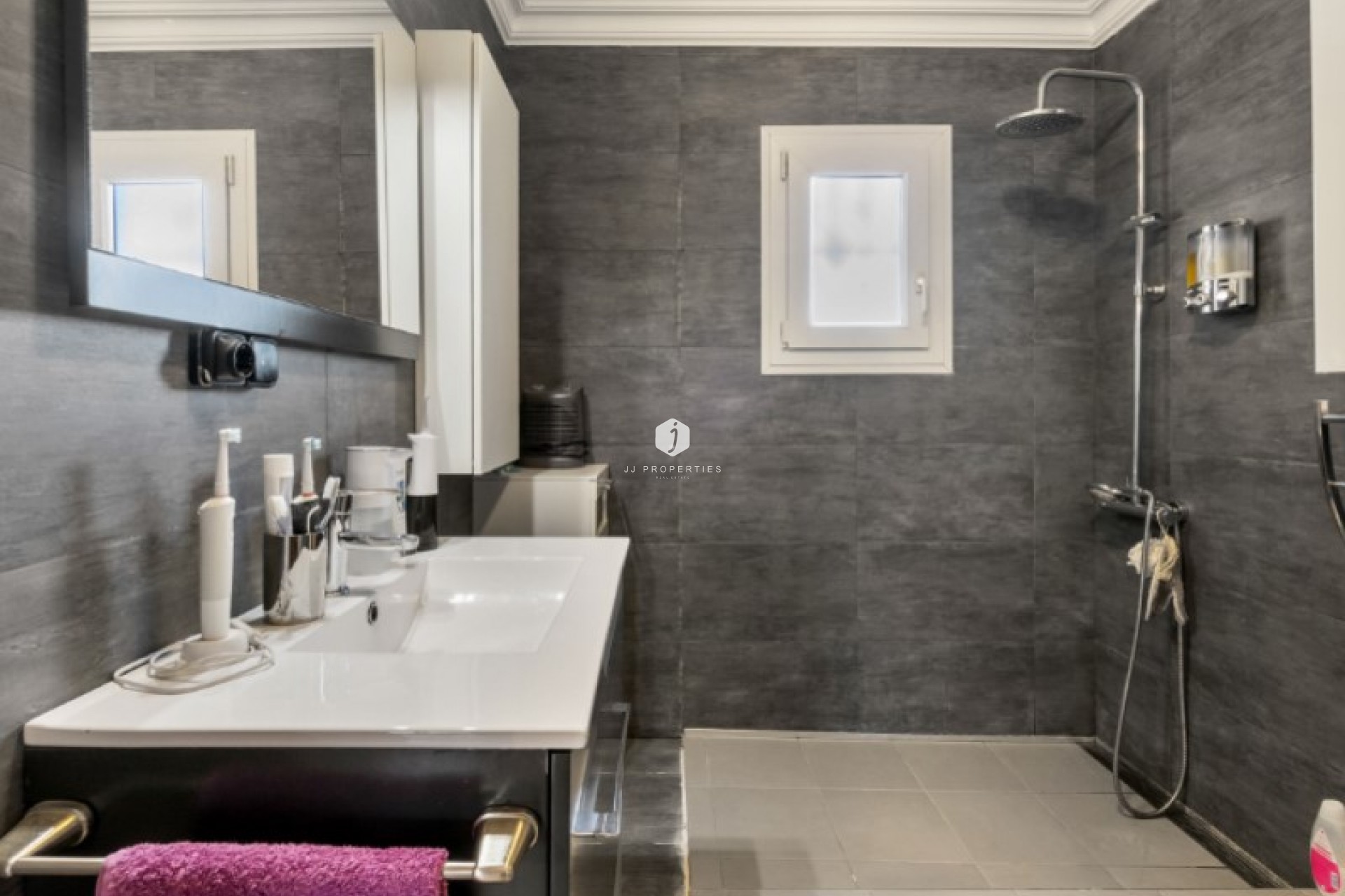 D'occasion - Chalet -
Torrevieja - Costa Blanca