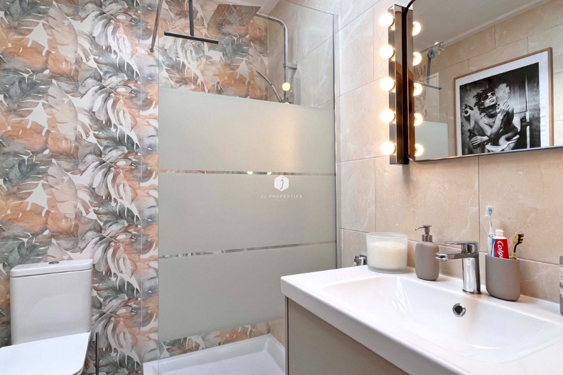 D'occasion - Chalet -
Torrevieja - Costa Blanca