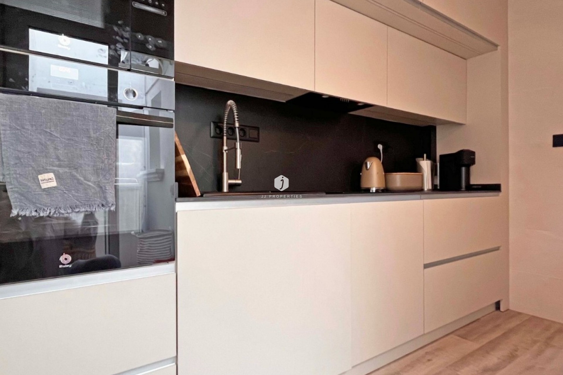 D'occasion - Chalet -
Torrevieja - Costa Blanca