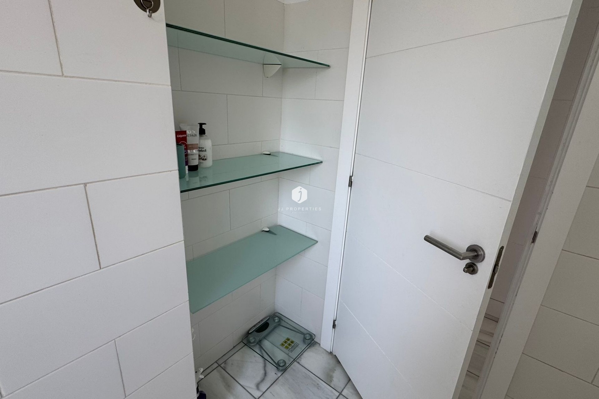 D'occasion - Chalet -
Torrevieja - Costa Blanca