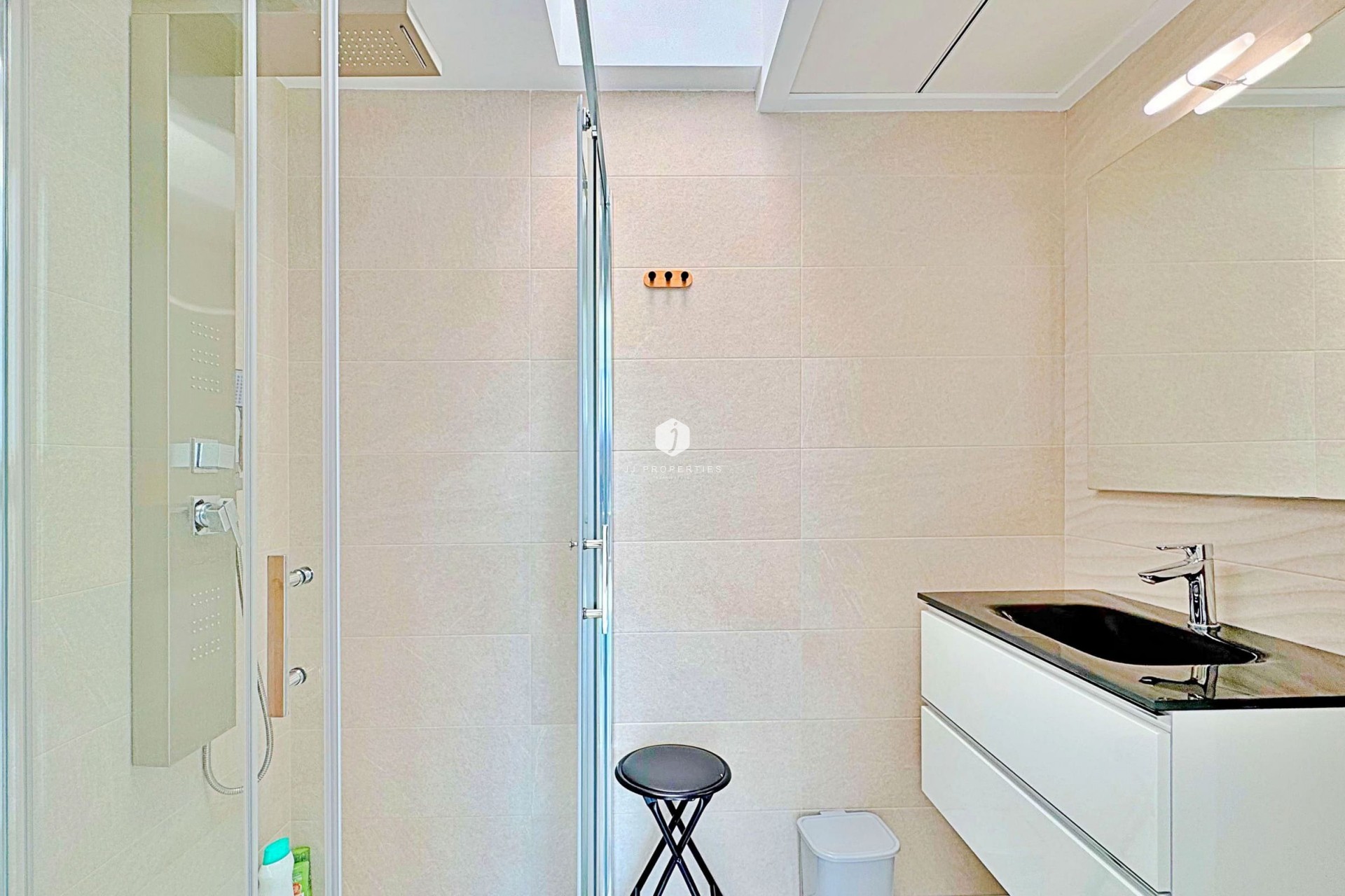 D'occasion - Chalet -
Torrevieja - Costa Blanca