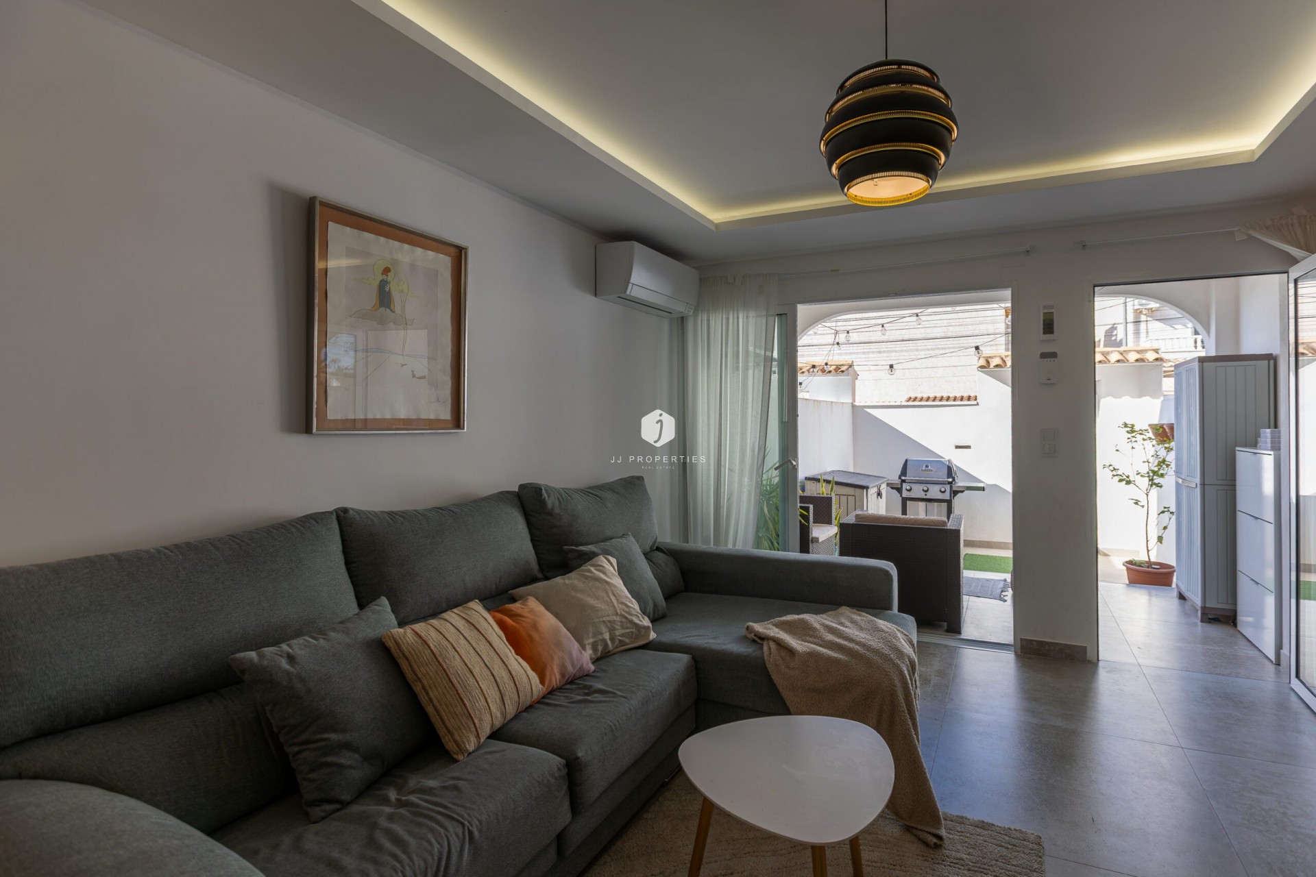 D'occasion - Chalet -
Torrevieja - Costa Blanca