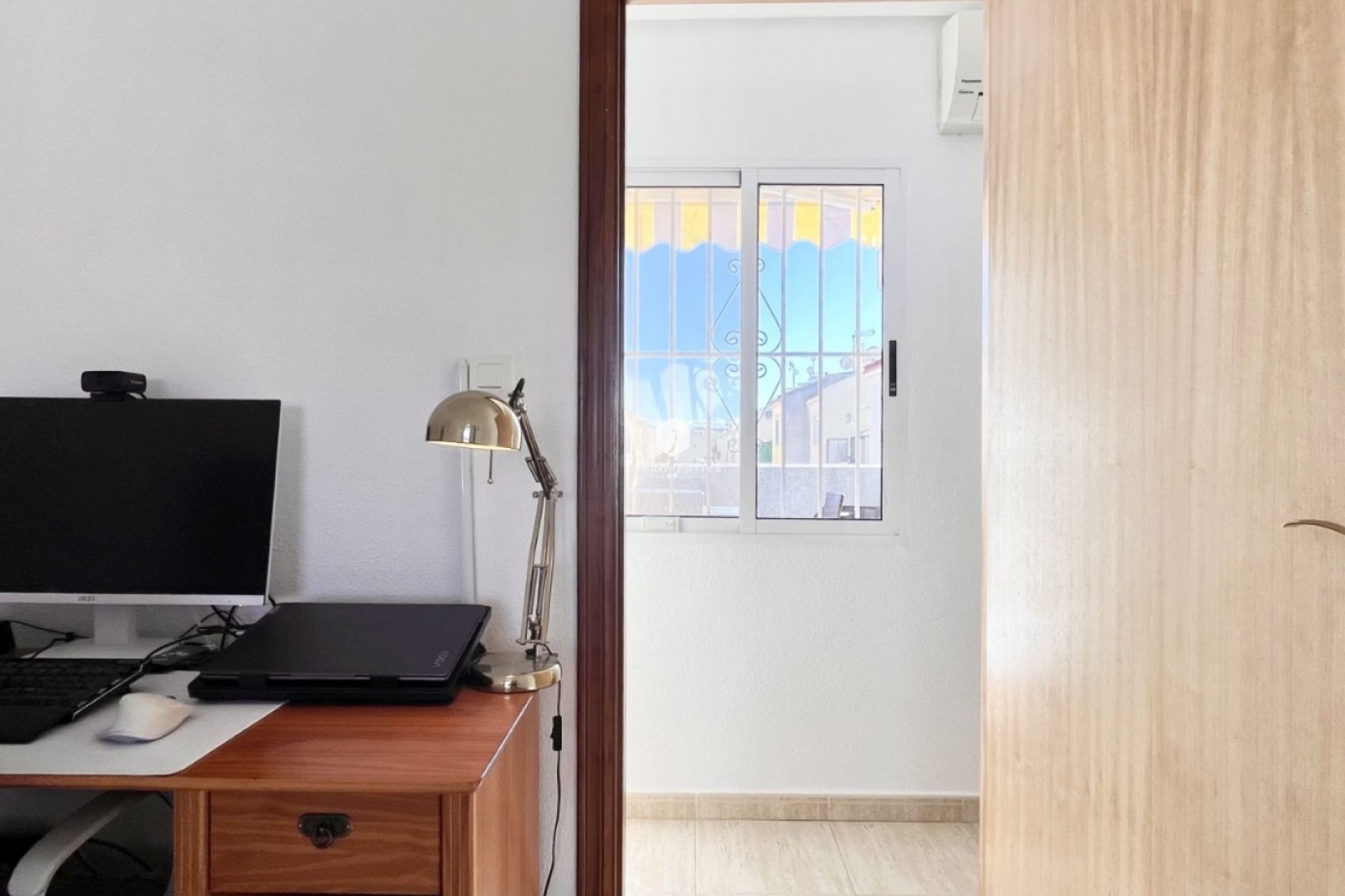 D'occasion - Chalet -
Torrevieja - Costa Blanca