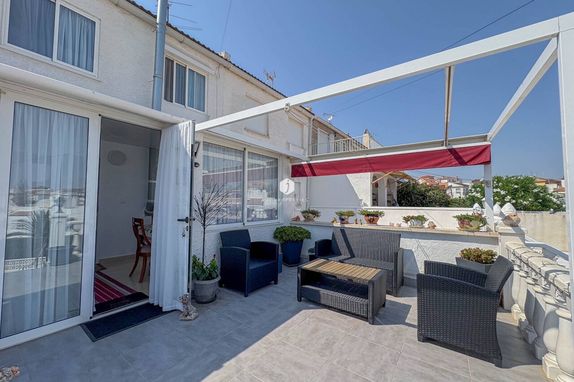 D'occasion - Chalet -
Torrevieja - Costa Blanca