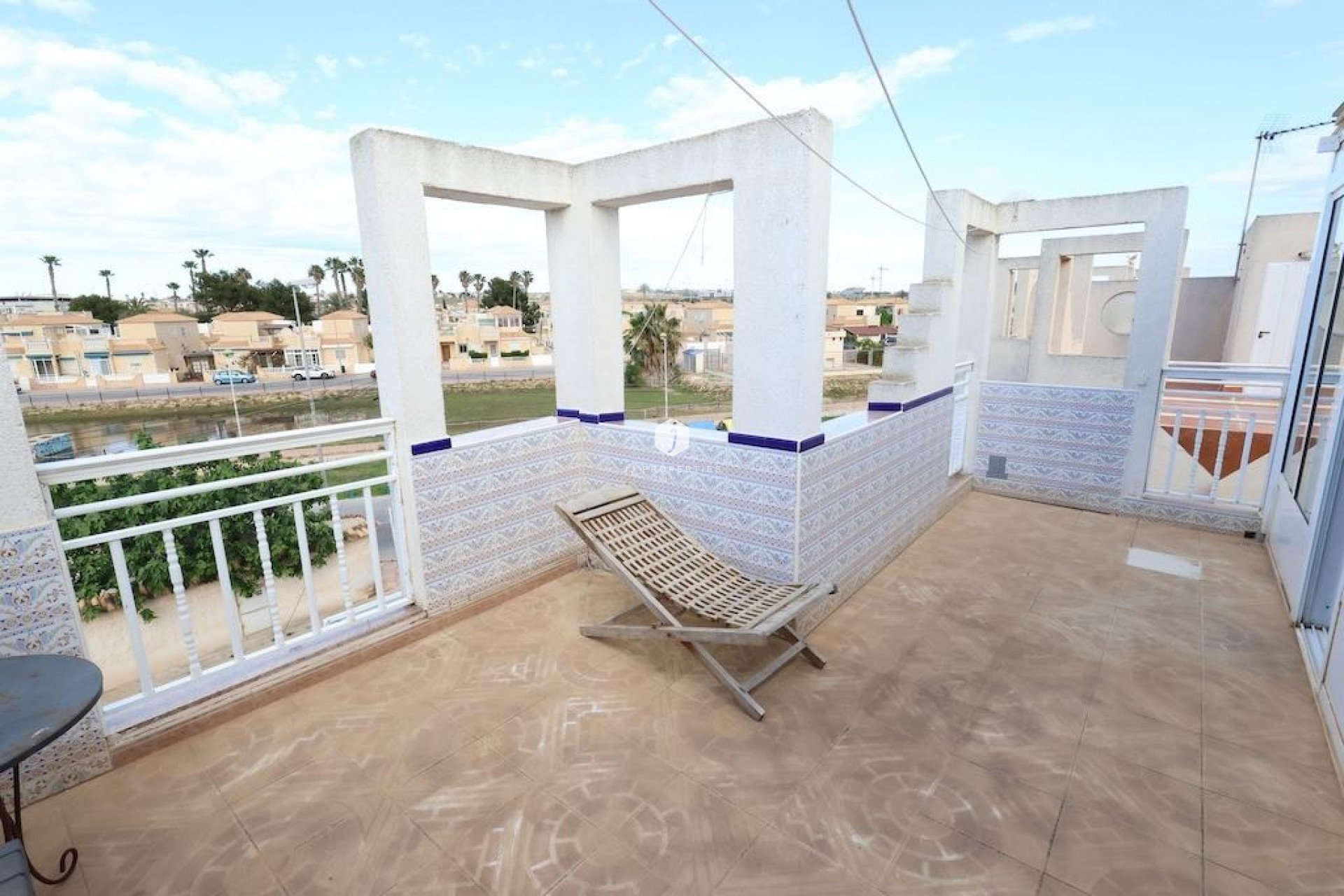 D'occasion - Chalet -
Torrevieja - Costa Blanca