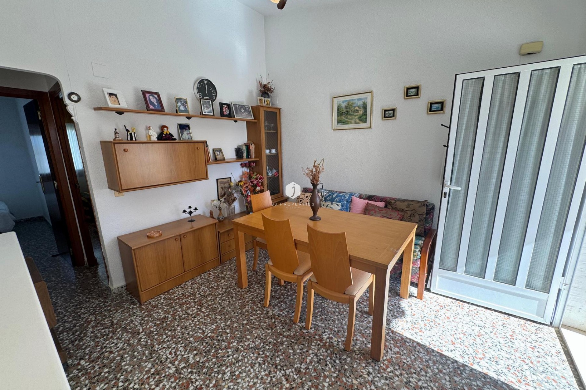 D'occasion - Chalet -
Torrevieja - Costa Blanca