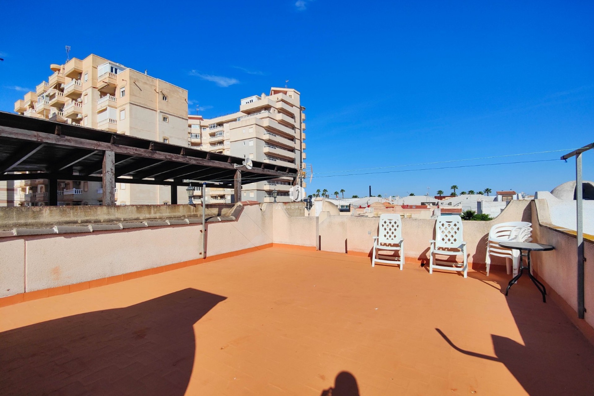 D'occasion - Chalet -
Torrevieja - Costa Blanca