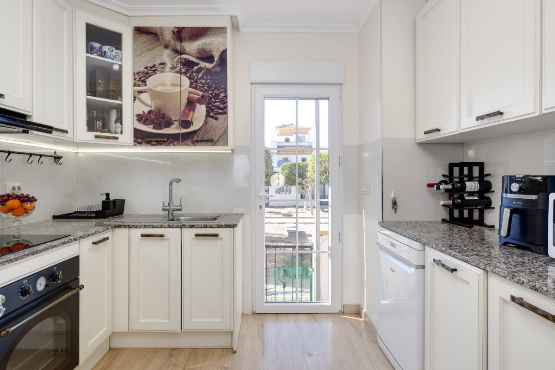 D'occasion - Chalet -
Torrevieja - Costa Blanca