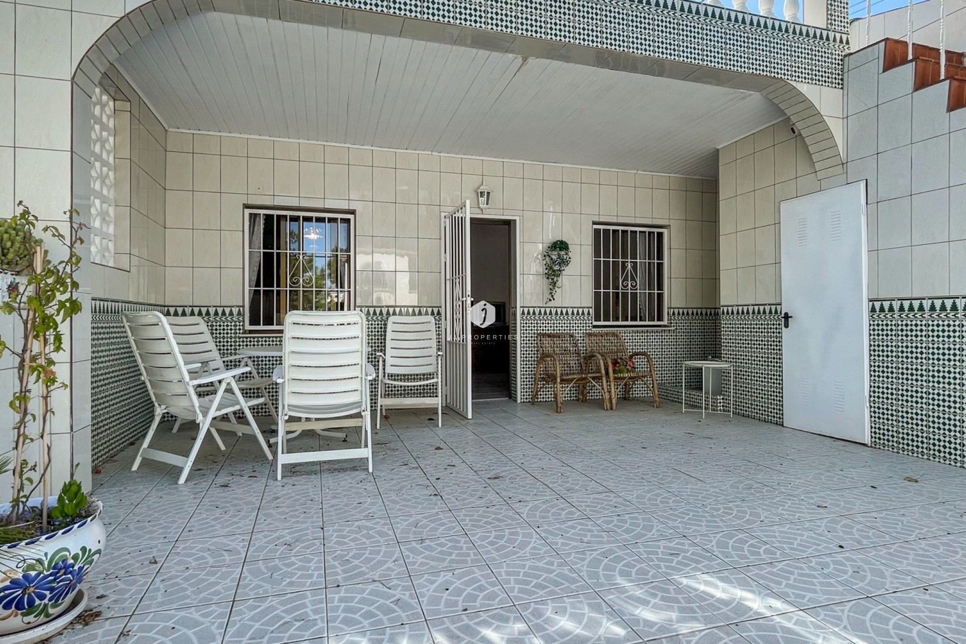 D'occasion - Chalet -
Torrevieja - Costa Blanca