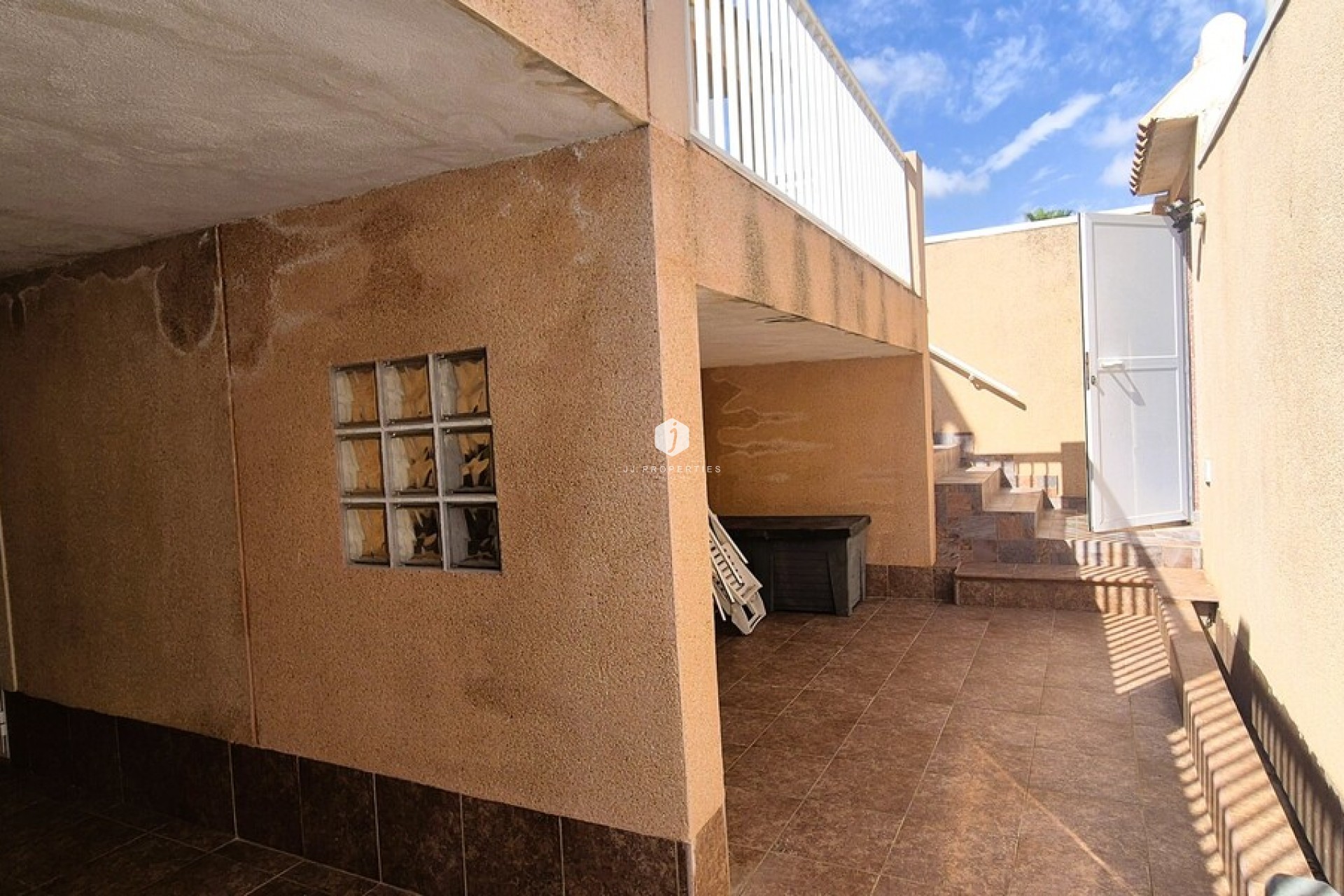 D'occasion - Chalet -
Torrevieja - Costa Blanca