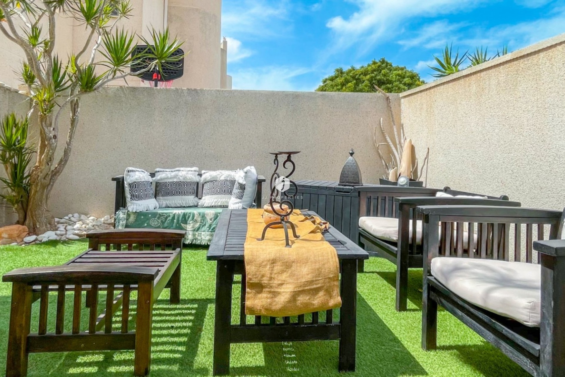 D'occasion - Chalet -
Torrevieja - Costa Blanca