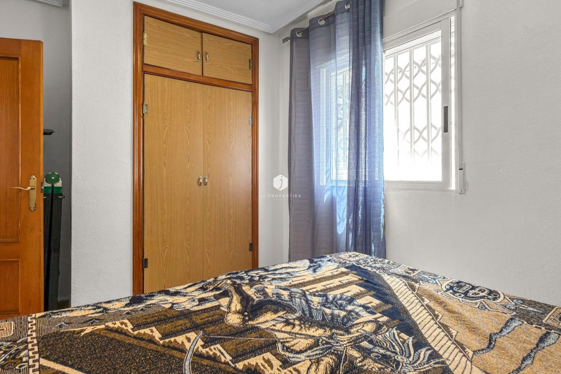 D'occasion - Chalet -
Torrevieja - Costa Blanca