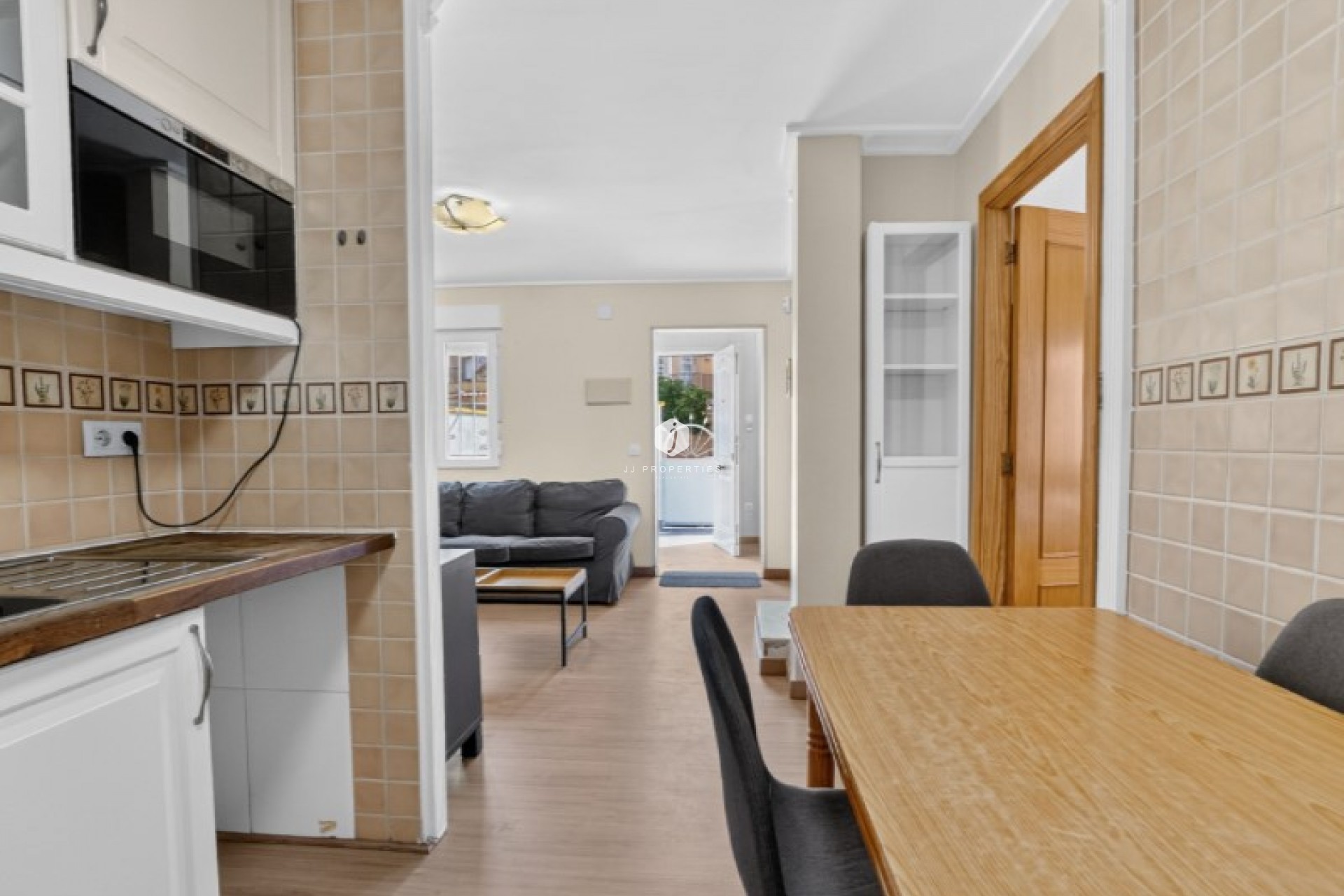 D'occasion - Chalet -
Torrevieja - Costa Blanca