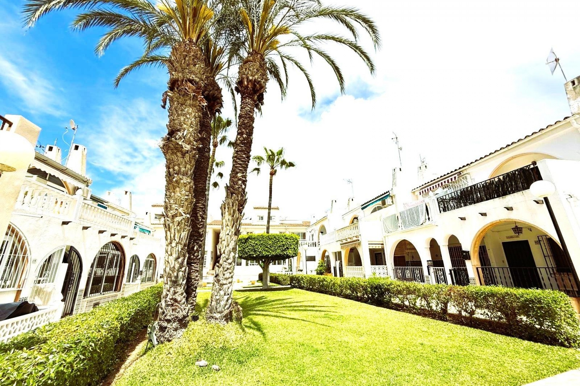 D'occasion - Chalet -
Torrevieja - El chaparral