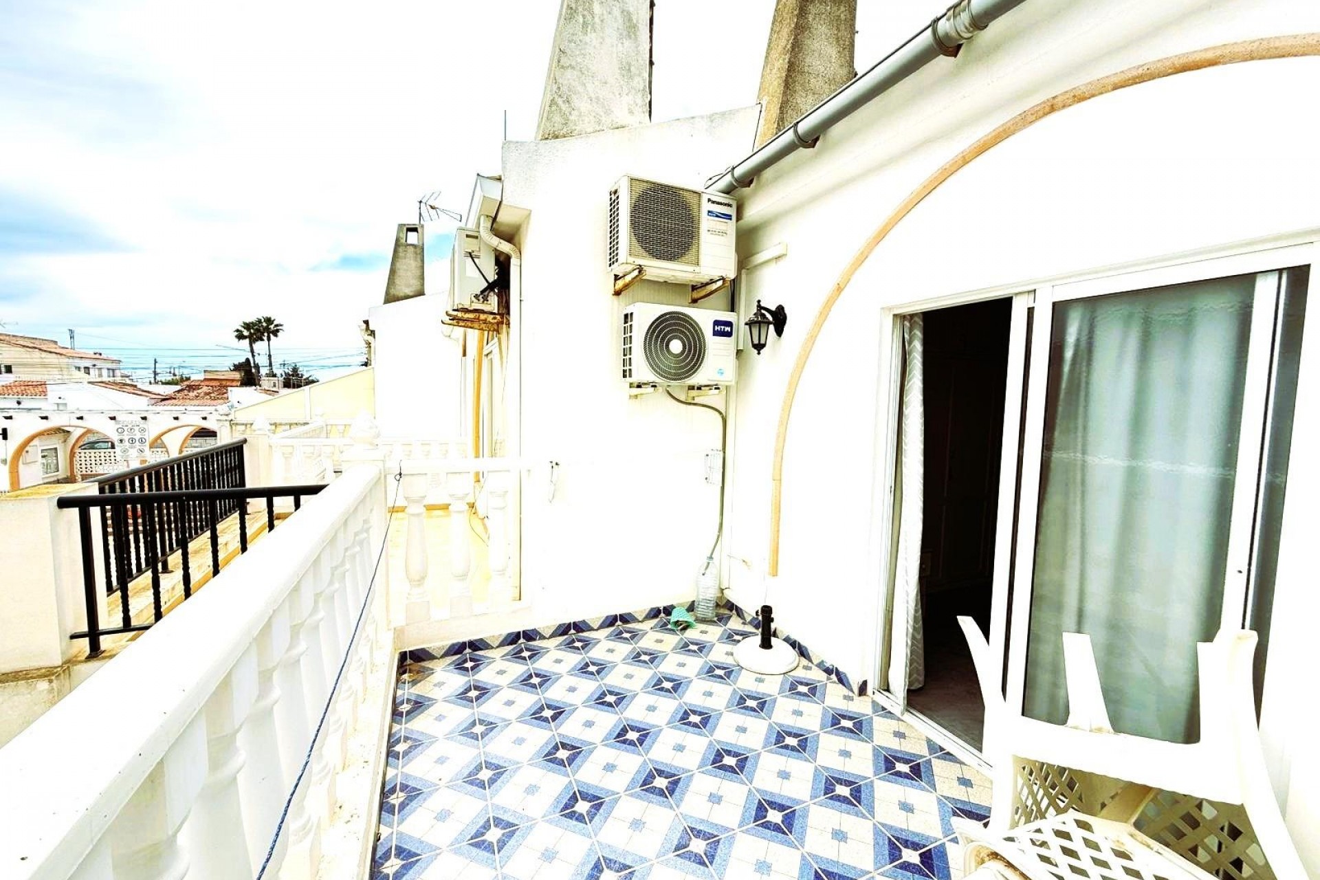 D'occasion - Chalet -
Torrevieja - El chaparral