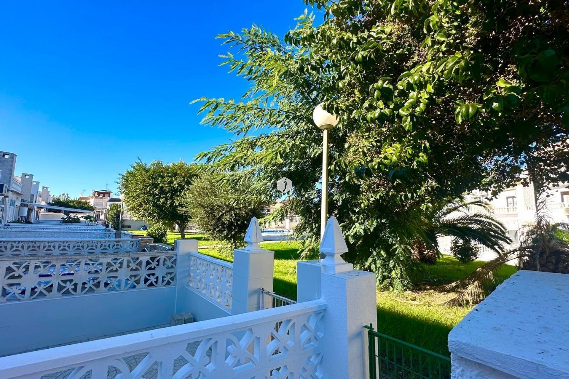 D'occasion - Chalet -
Torrevieja - Estacion de autobuses