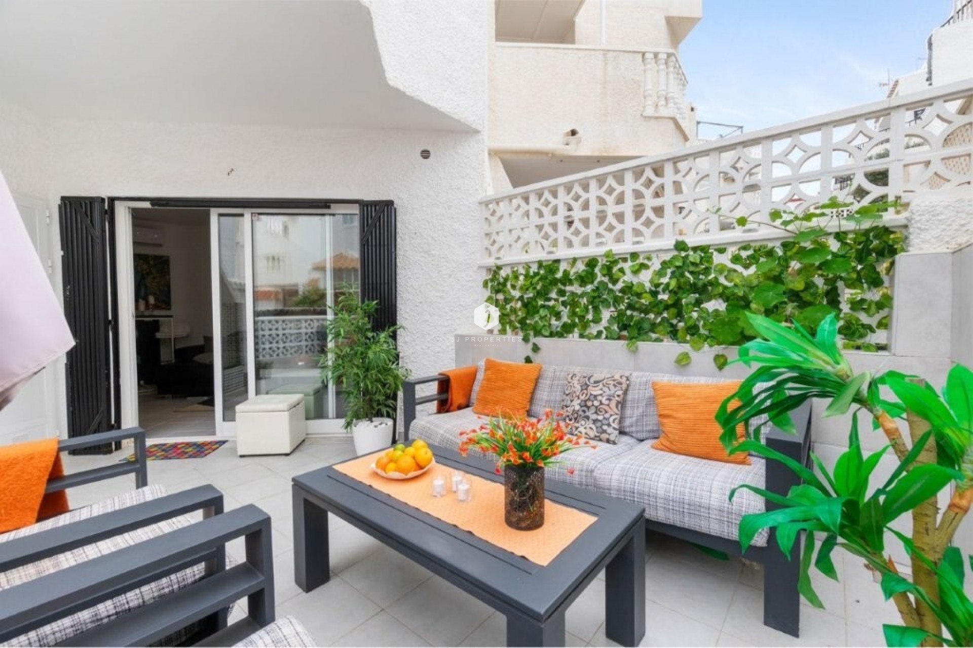 D'occasion - Chalet -
Torrevieja - La Provensa