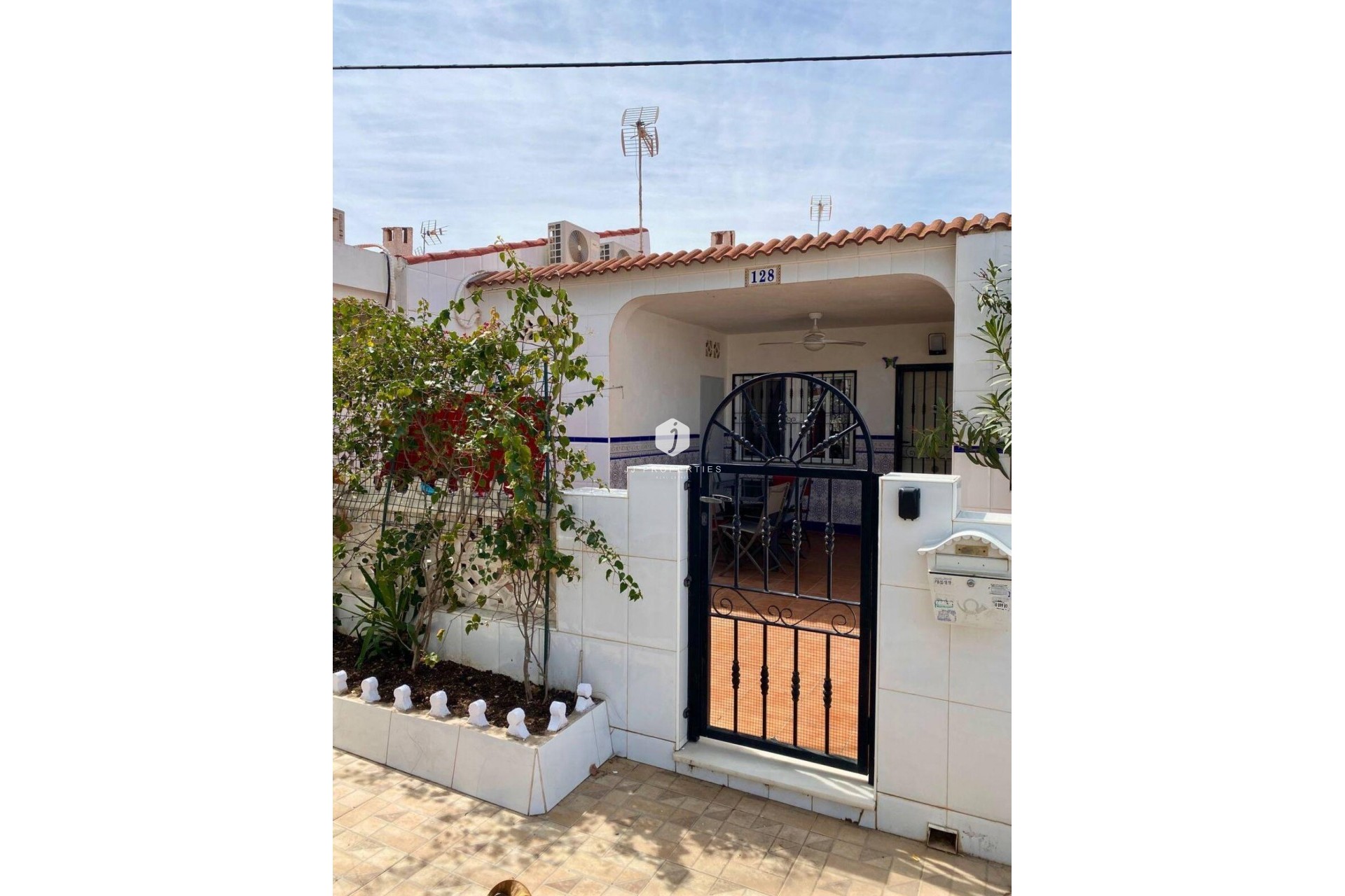 D'occasion - Chalet -
Torrevieja - La Siesta - El Salado - Torreta