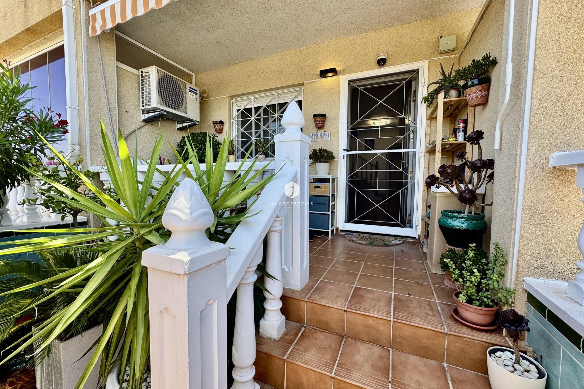 D'occasion - Chalet -
Torrevieja - La Siesta - El Salado - Torreta