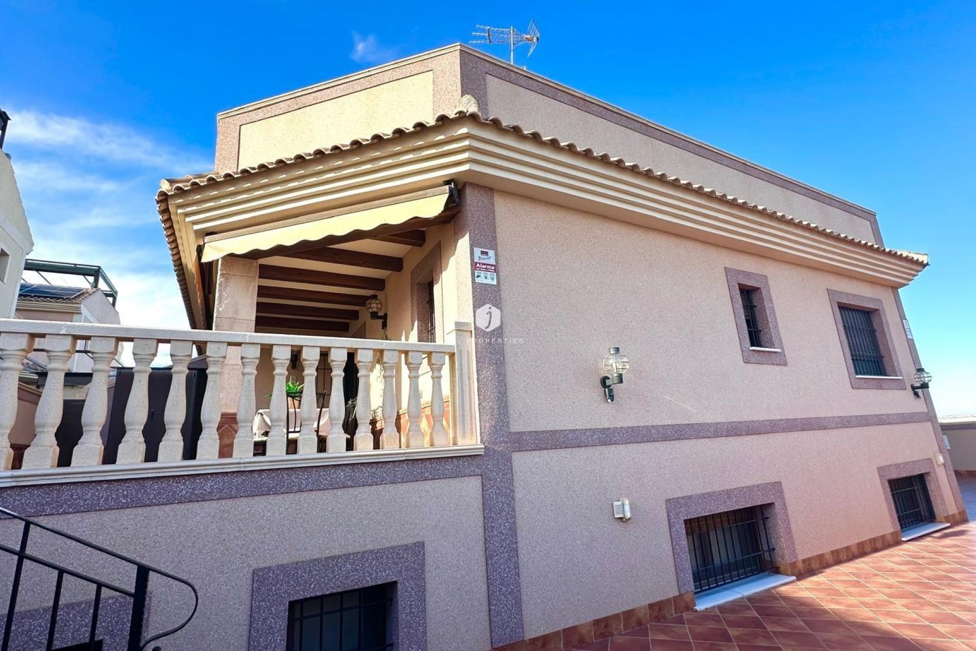 D'occasion - Chalet -
Torrevieja - La siesta