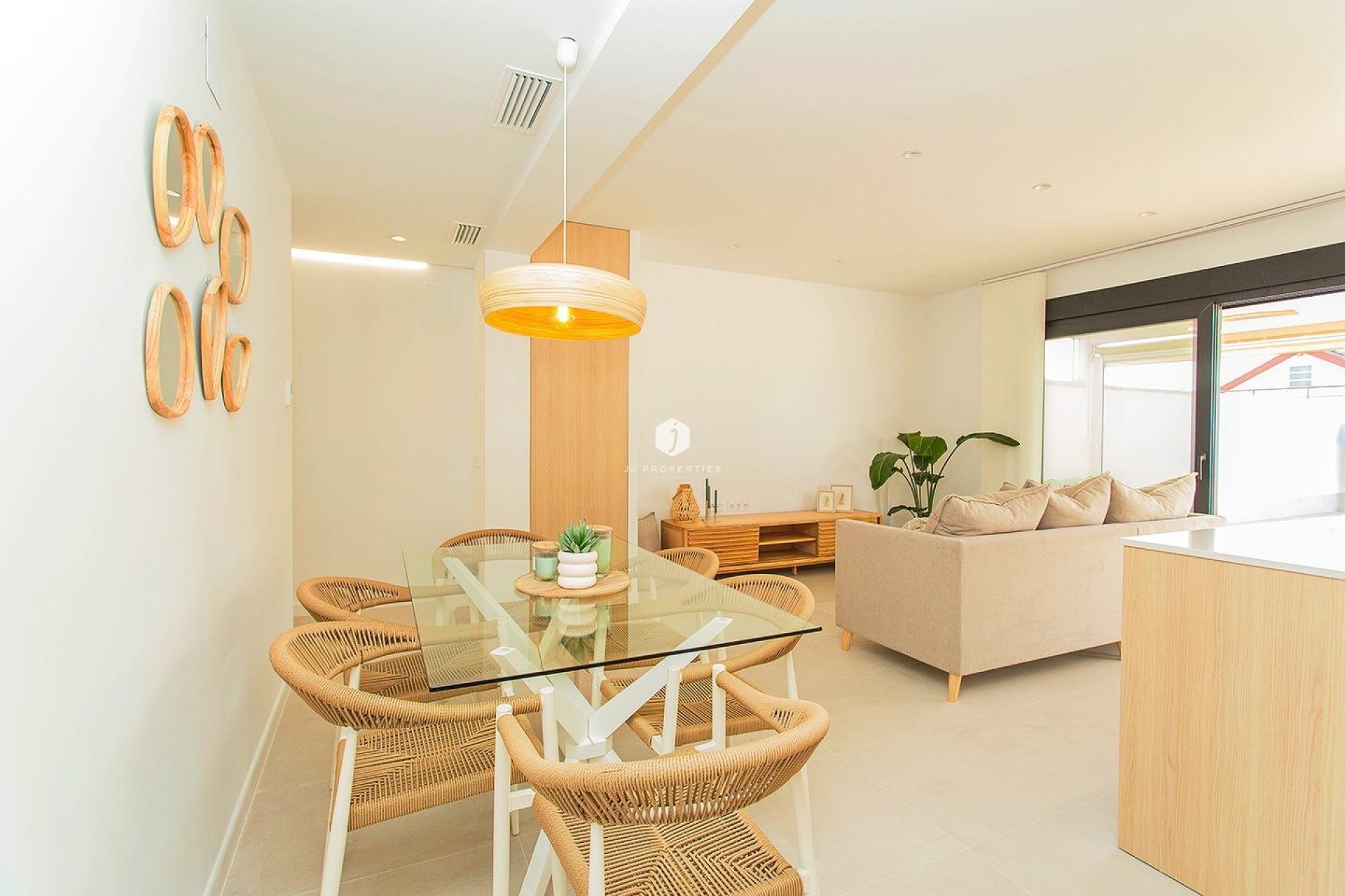 D'occasion - Chalet -
Torrevieja - La siesta