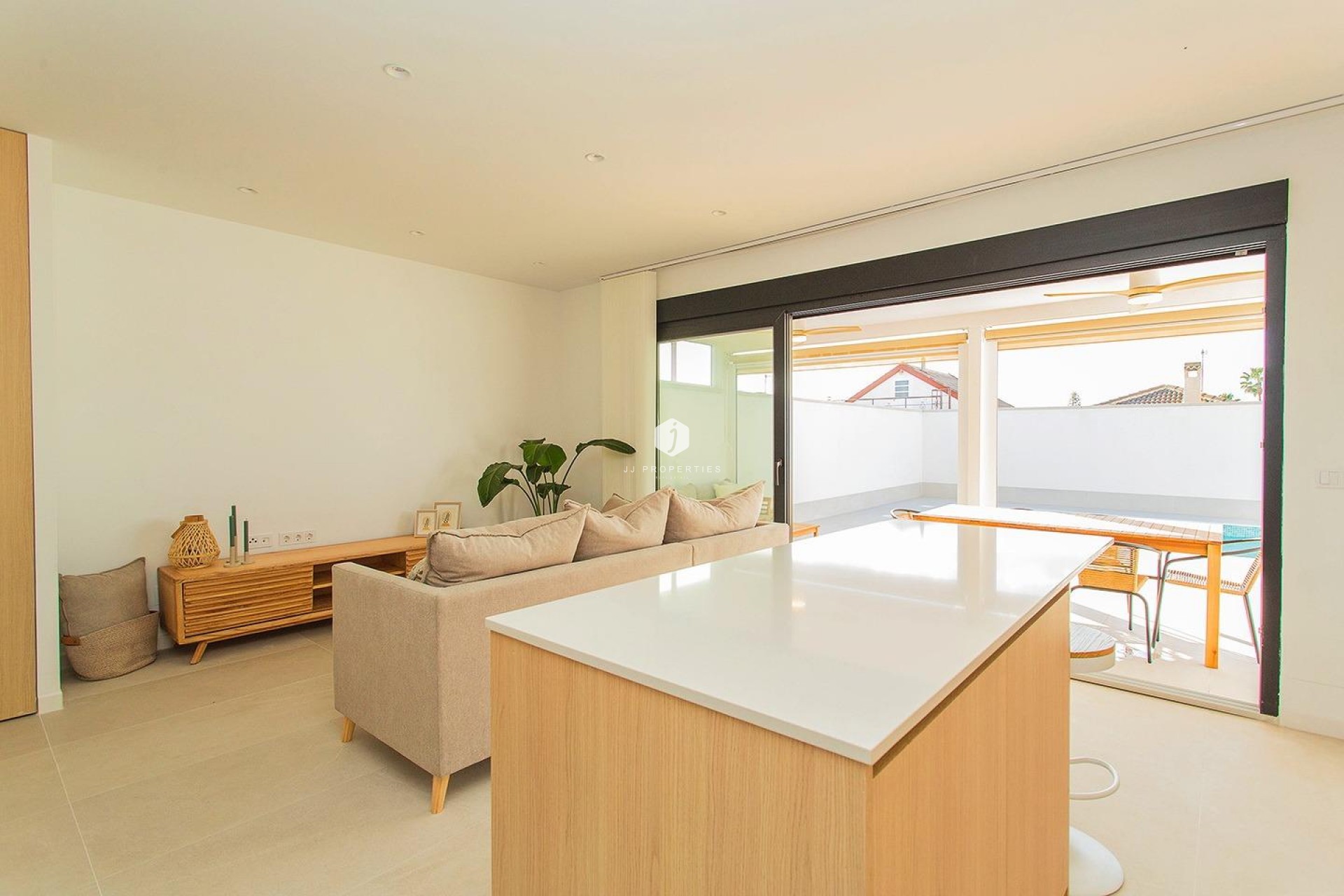 D'occasion - Chalet -
Torrevieja - La siesta