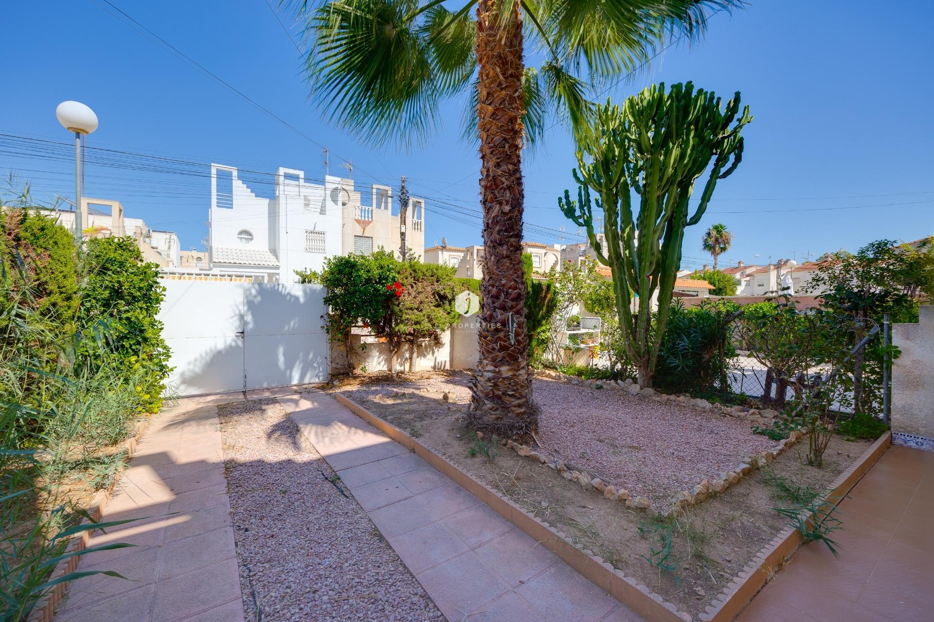 D'occasion - Chalet -
Torrevieja - Paraje Natural