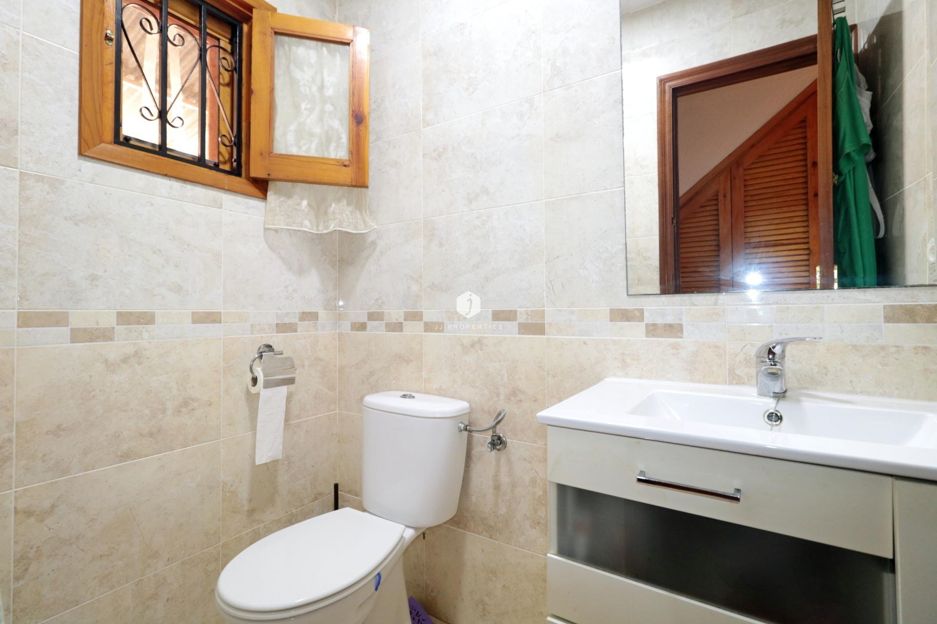 D'occasion - Chalet -
Torrevieja - Playa de los Naufragos