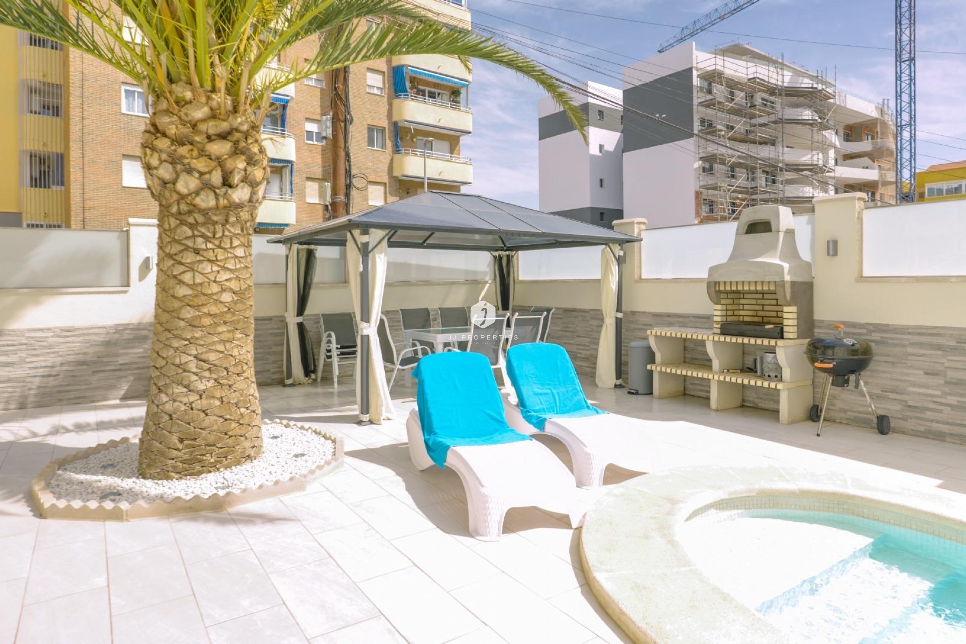 D'occasion - Chalet -
Torrevieja - Punta prima