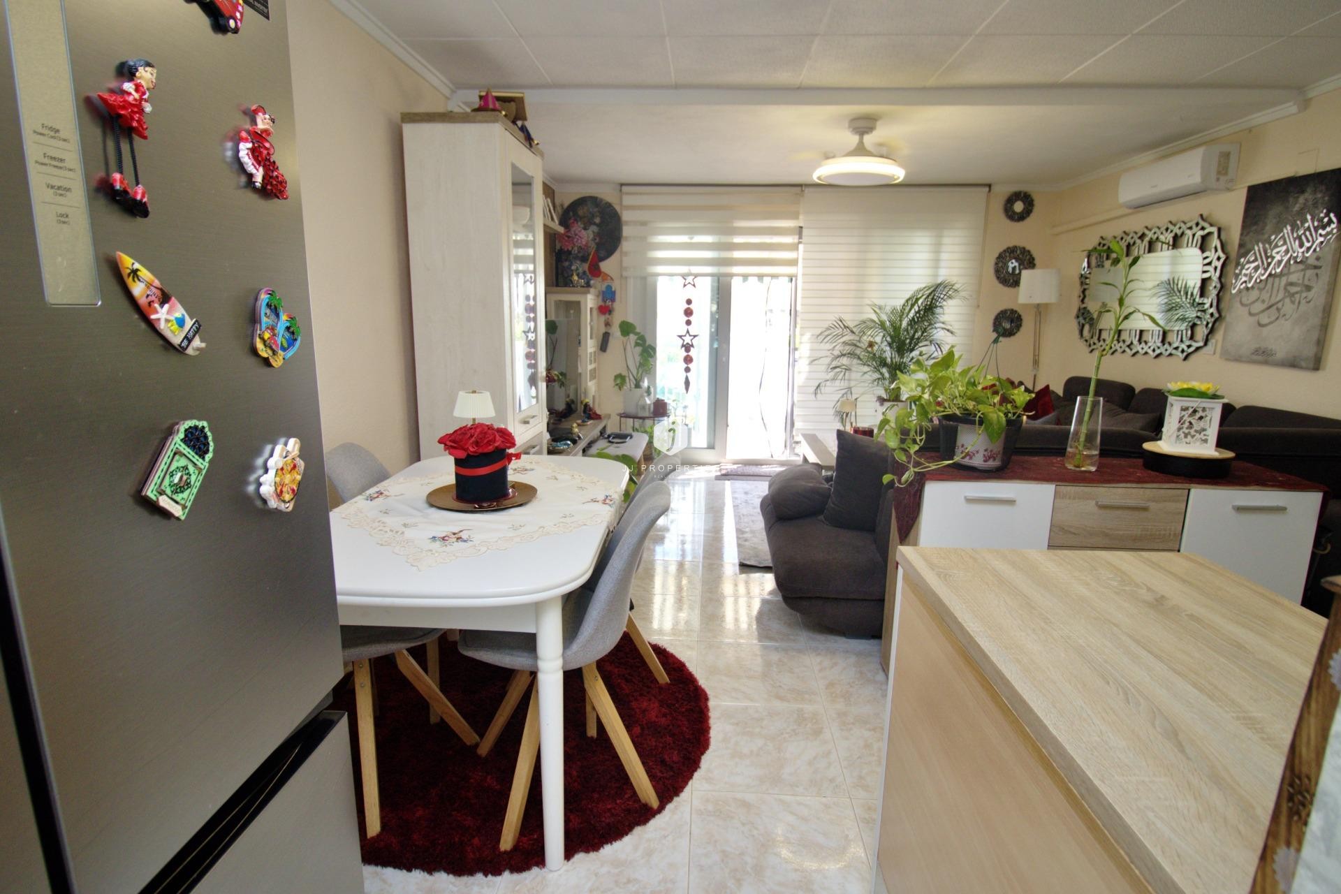 D'occasion - Chalet -
Torrevieja - San luis
