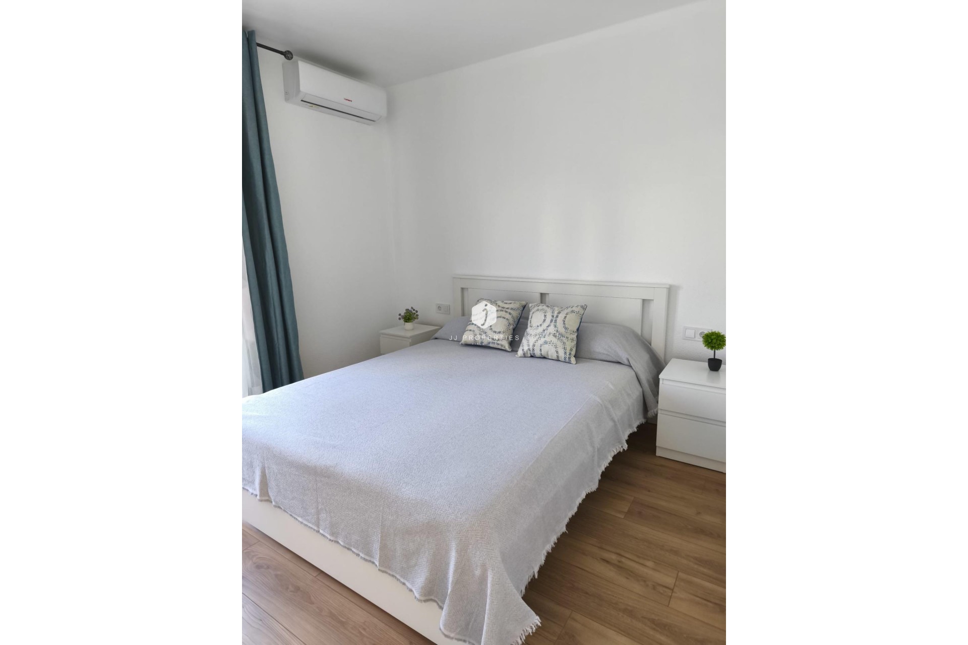 D'occasion - Chalet -
Torrevieja